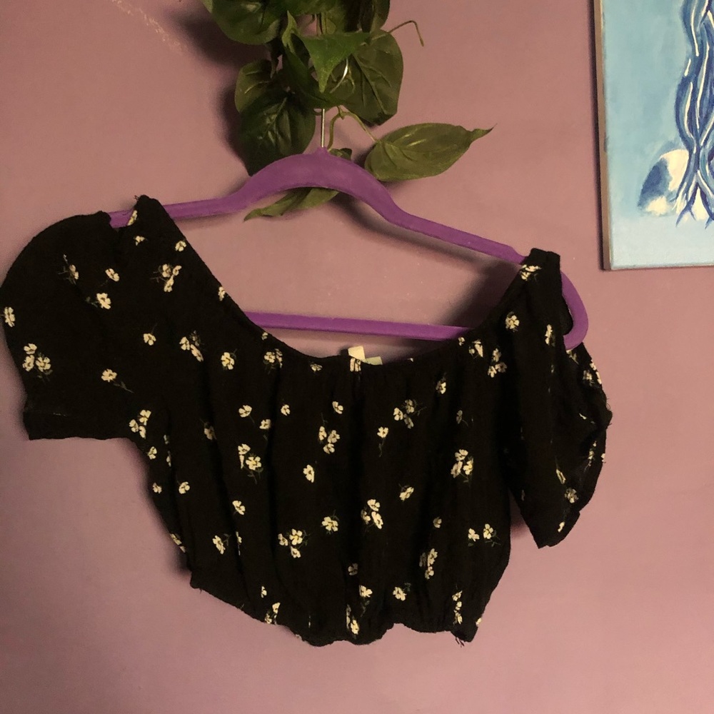 Crop top